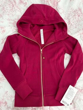 NWT lululemon berry rumble gold zipper full zip scuba hoodie size 4